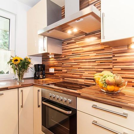 Ferienwohnung นอยส์ ภายนอก รูปภาพ
